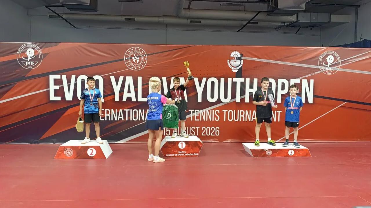 Yalovalı Raketler Evoq Turnuvasına Damga Vurdu (4)