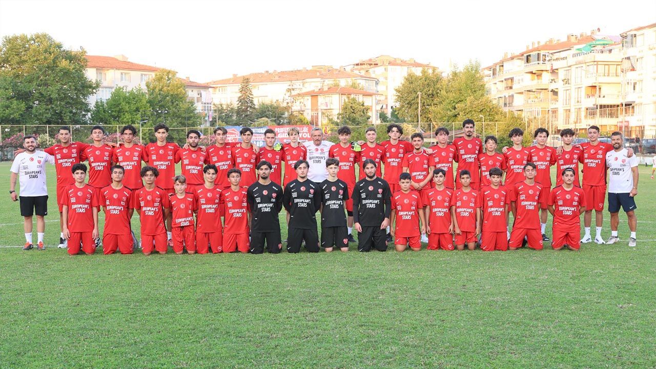 Yalova'nin Tanitiminda Etki̇n Bi̇r Rol Üstlendi̇ler (3)
