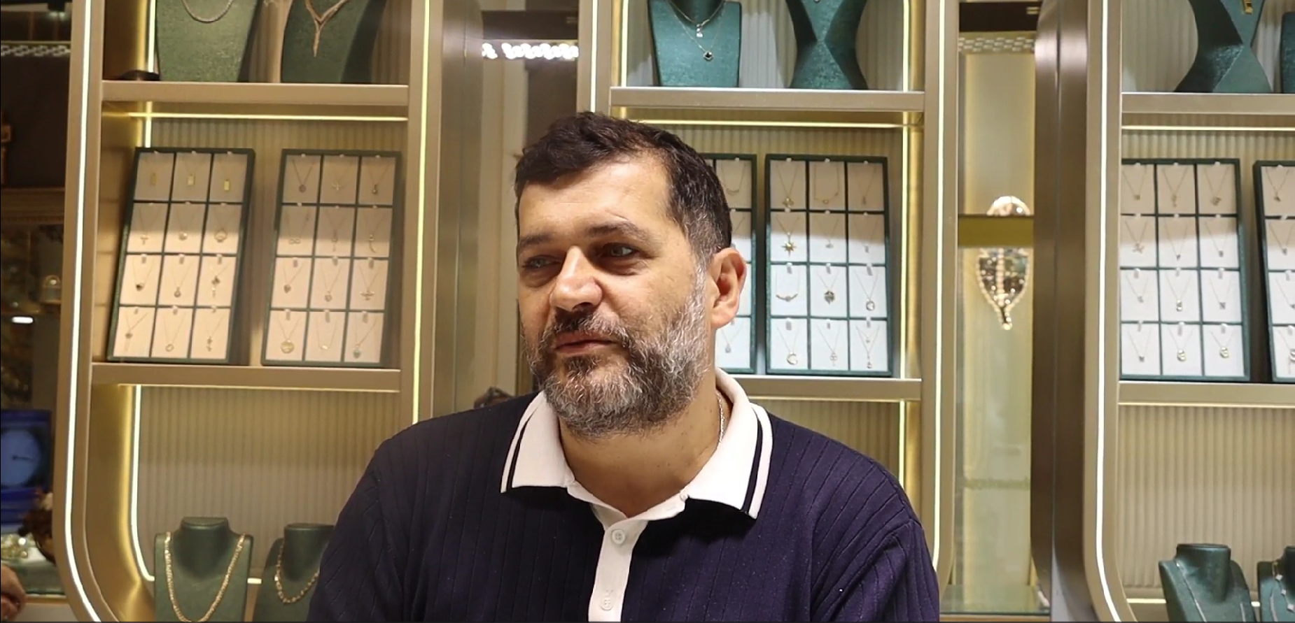 “Cumhuriyet Caddesi Araç Parkına Kapatılsın”