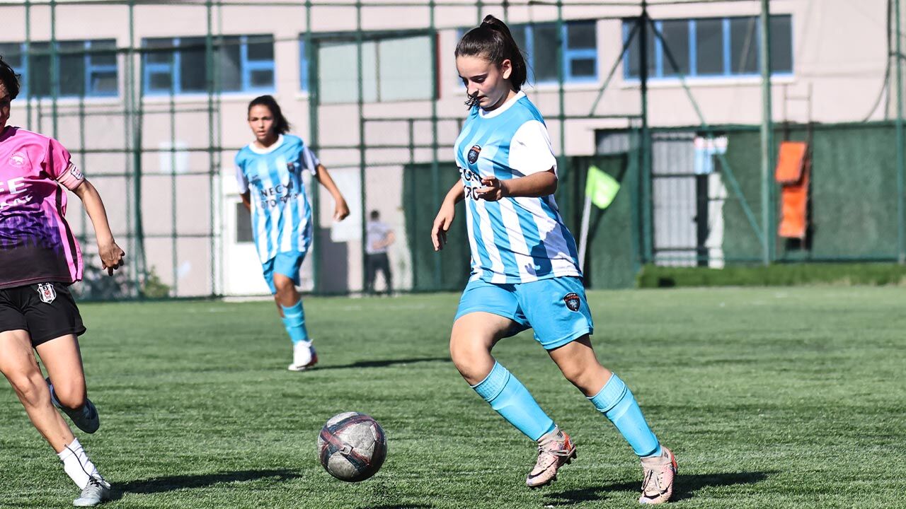 Paşakent’in Kızları Üçüncü Maçına Çıkıyor (3)
