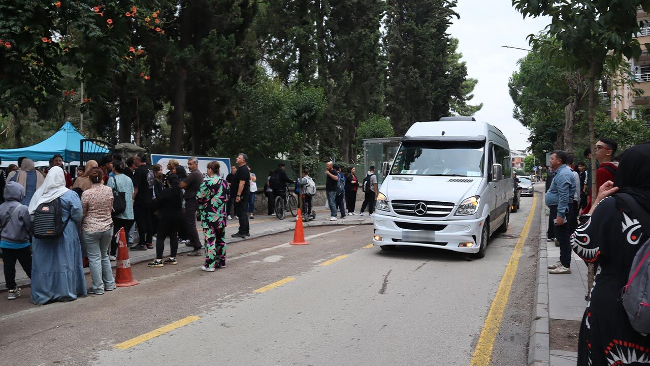 Saffet Çam Ortaokulu’nda Velilerin Tepkisi Büyüyor (3)