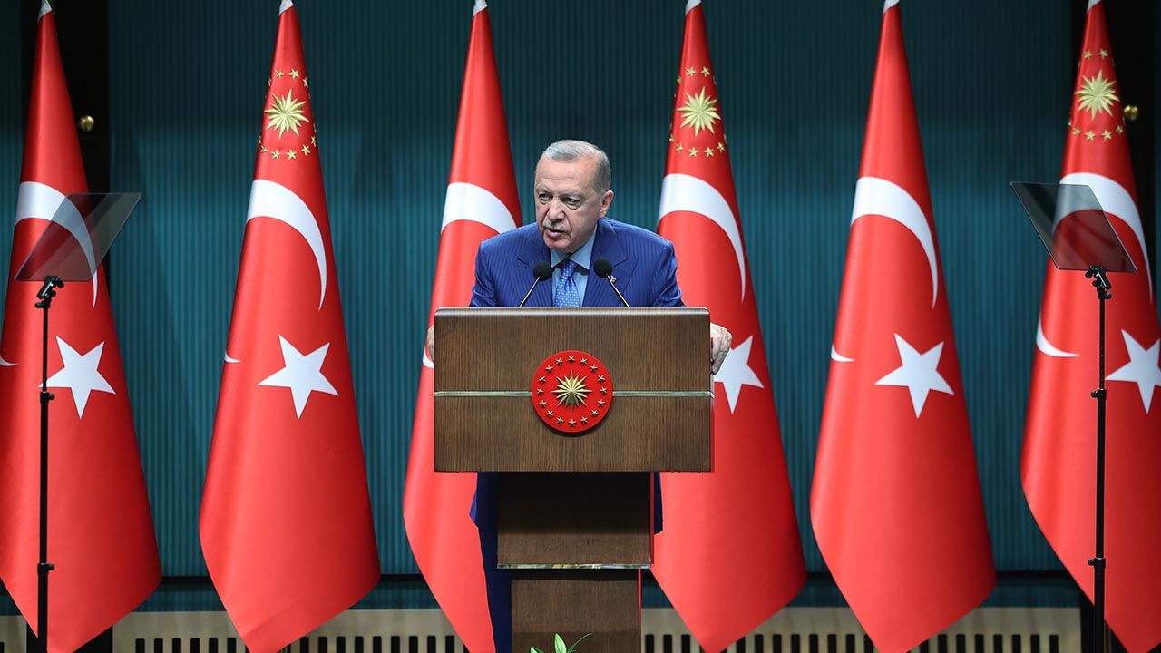 Cumhurbaskani Recep Tayyip Erdogan Fon Kabine Toplanti Aciklama (3)