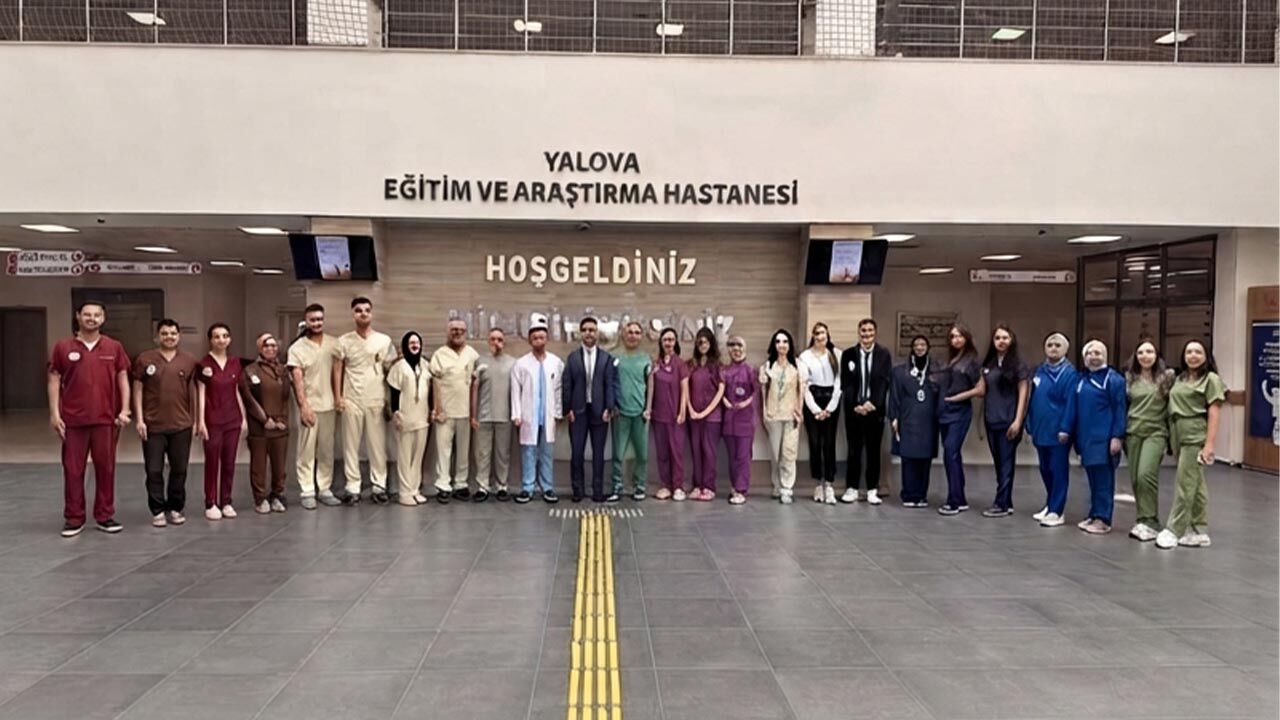 Yalova Eğitim ve Araştırma Hastanesi’nde Yeni Üniforma Dönemi