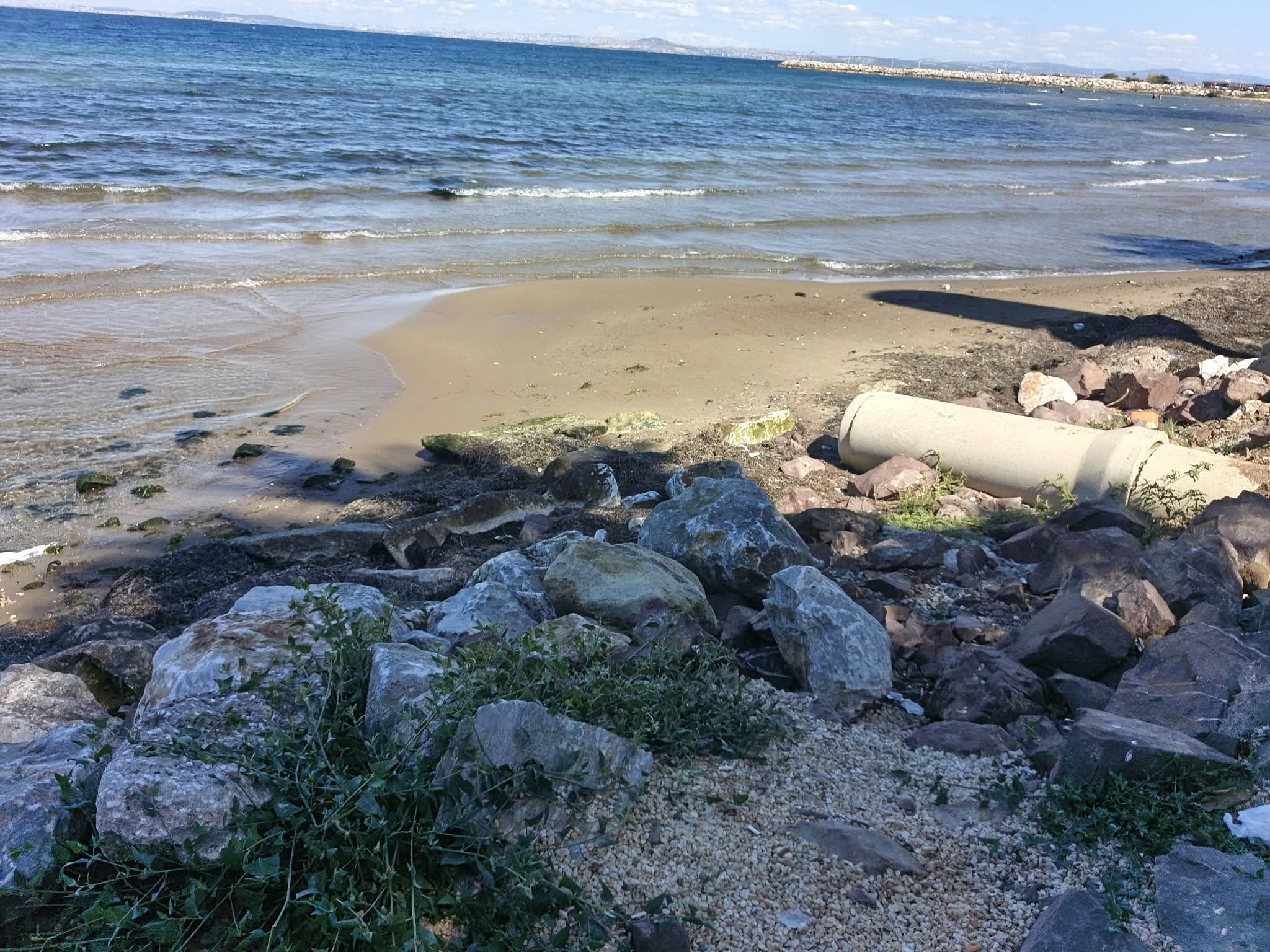 Yalova’da Deniz Çekildi Endişe Arttı