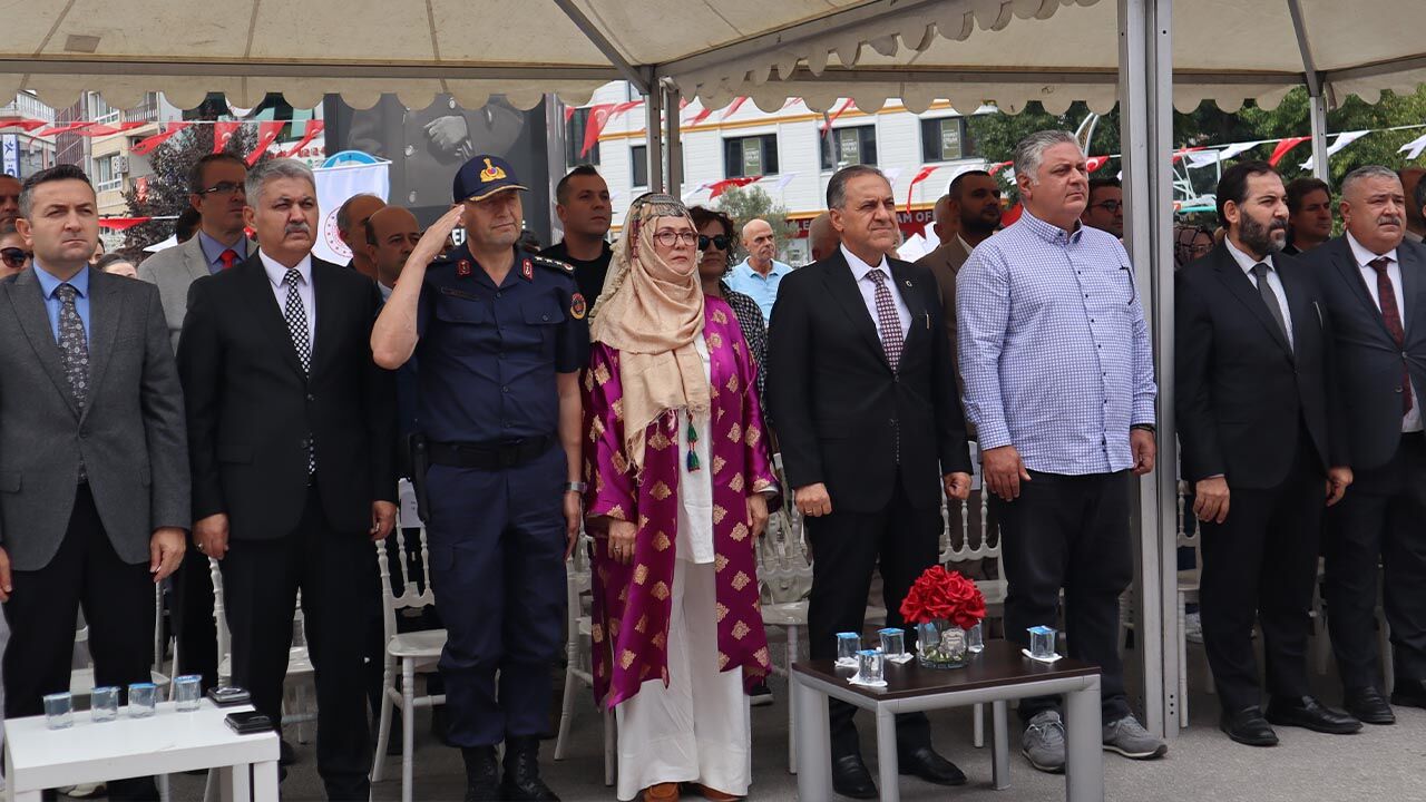 Yalova’da İlk Kadın Ahi Şedini Kuşandı (3)