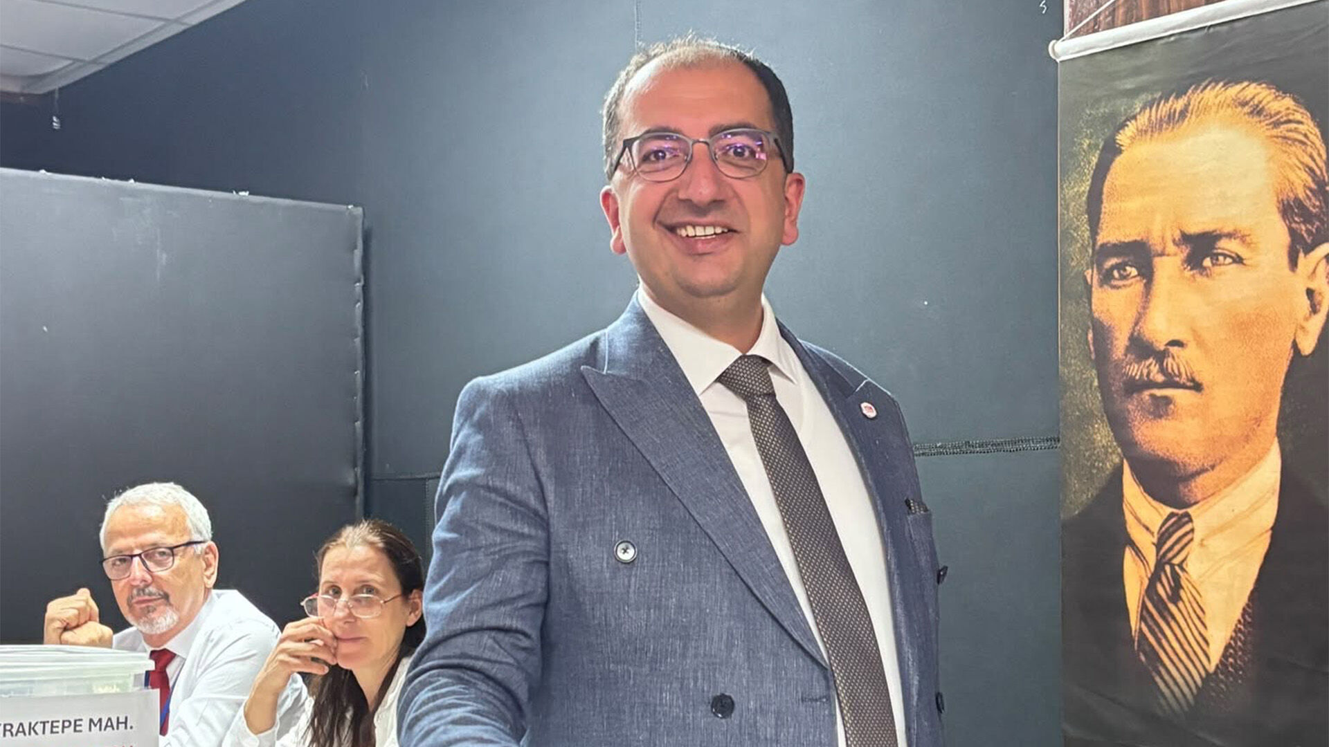 Yeni Parti Yalova Merkez Ilce Baskanı Secildi (2)