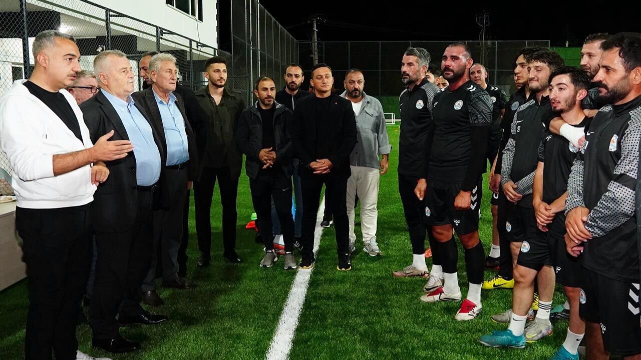Demir Ve Arslan Armutlu Belediyespor’a Başarılar Diledi (8)