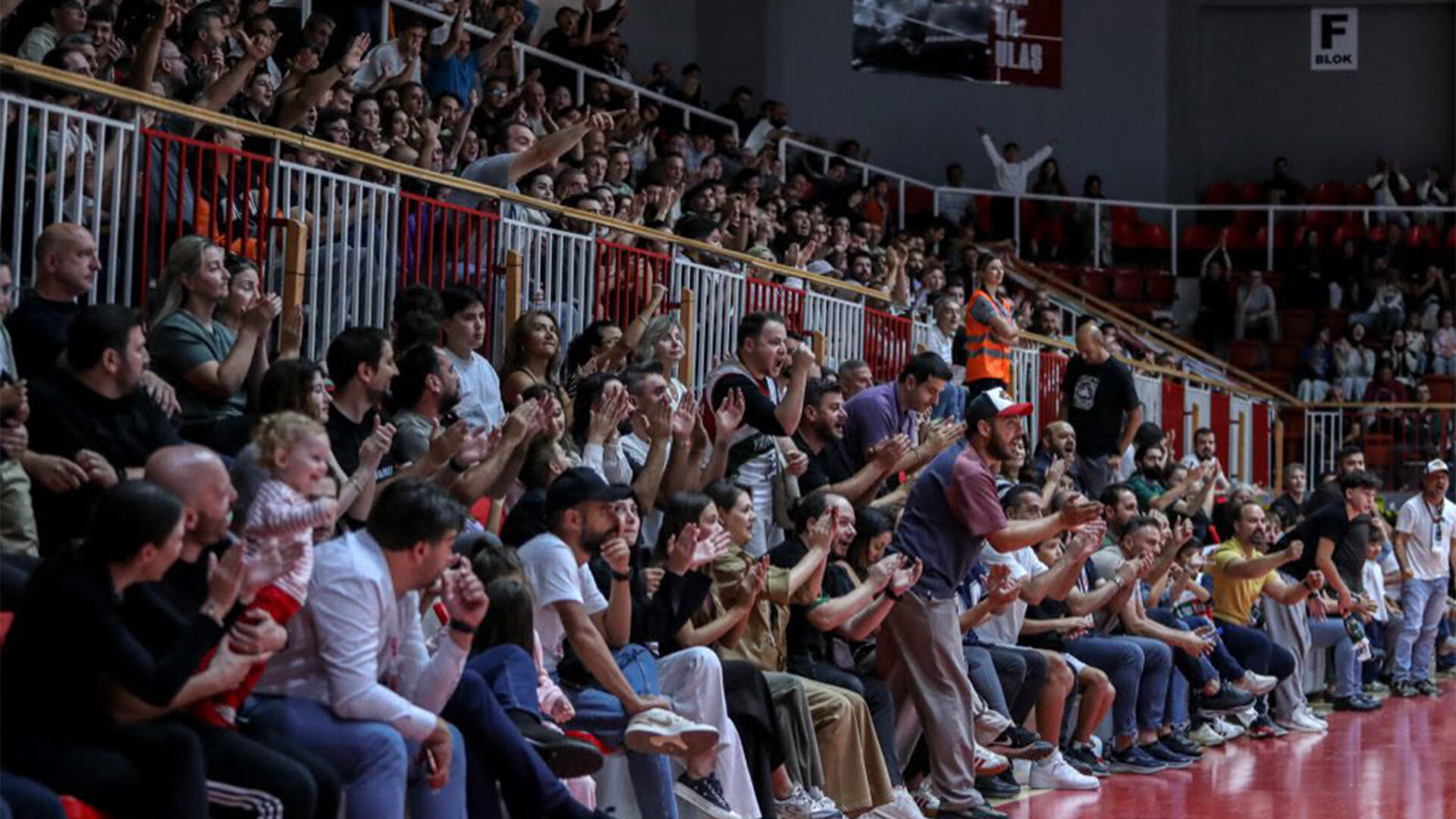 Ecel Terleri Döksek De Kazandık (2)