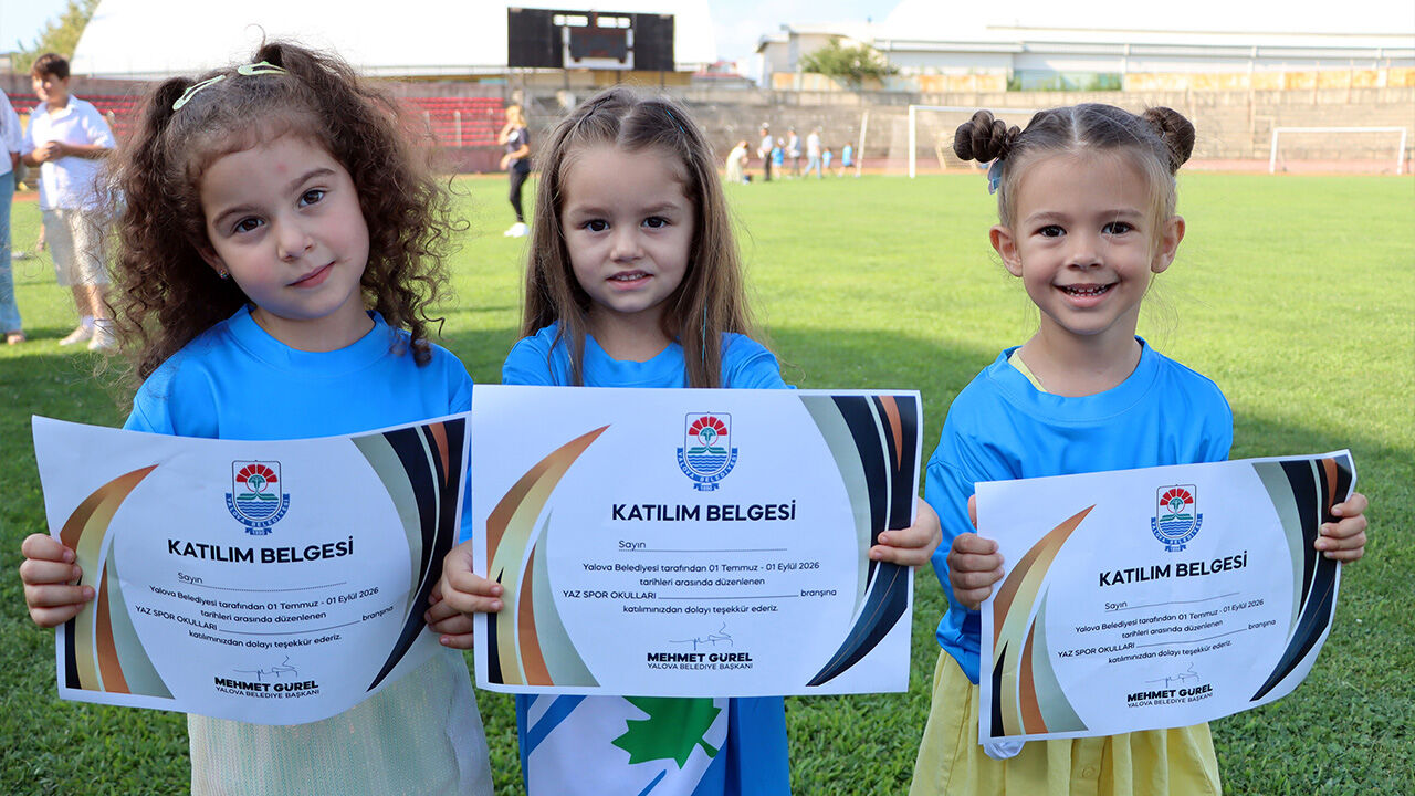 Yalova Beledi̇yesi̇ Yaz Spor Okullari’nda 482 Sporcu Belgeleri̇ni̇ Aldi (2)