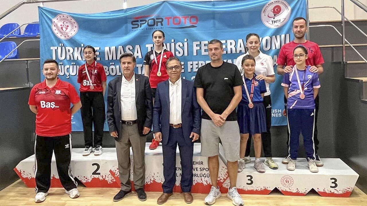 Yalova’nın Kızlarından Büyük Başarı (1)