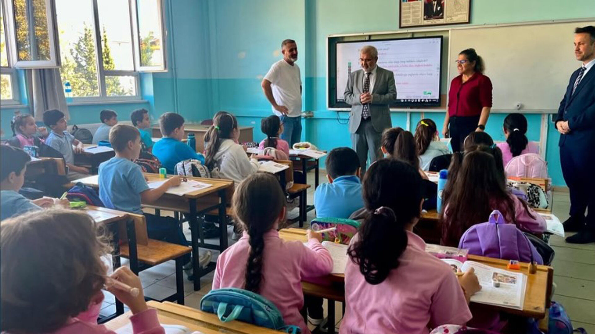 Aytekin Yılmaz’dan Yalova’daki Okullara Ziyaret