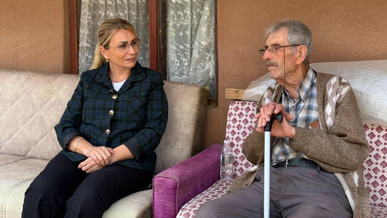 Başkan Yasemi̇n Fazlaca’dan Altinova’nin Büyükleri̇ne Vefa Zi̇yareti̇ (2)
