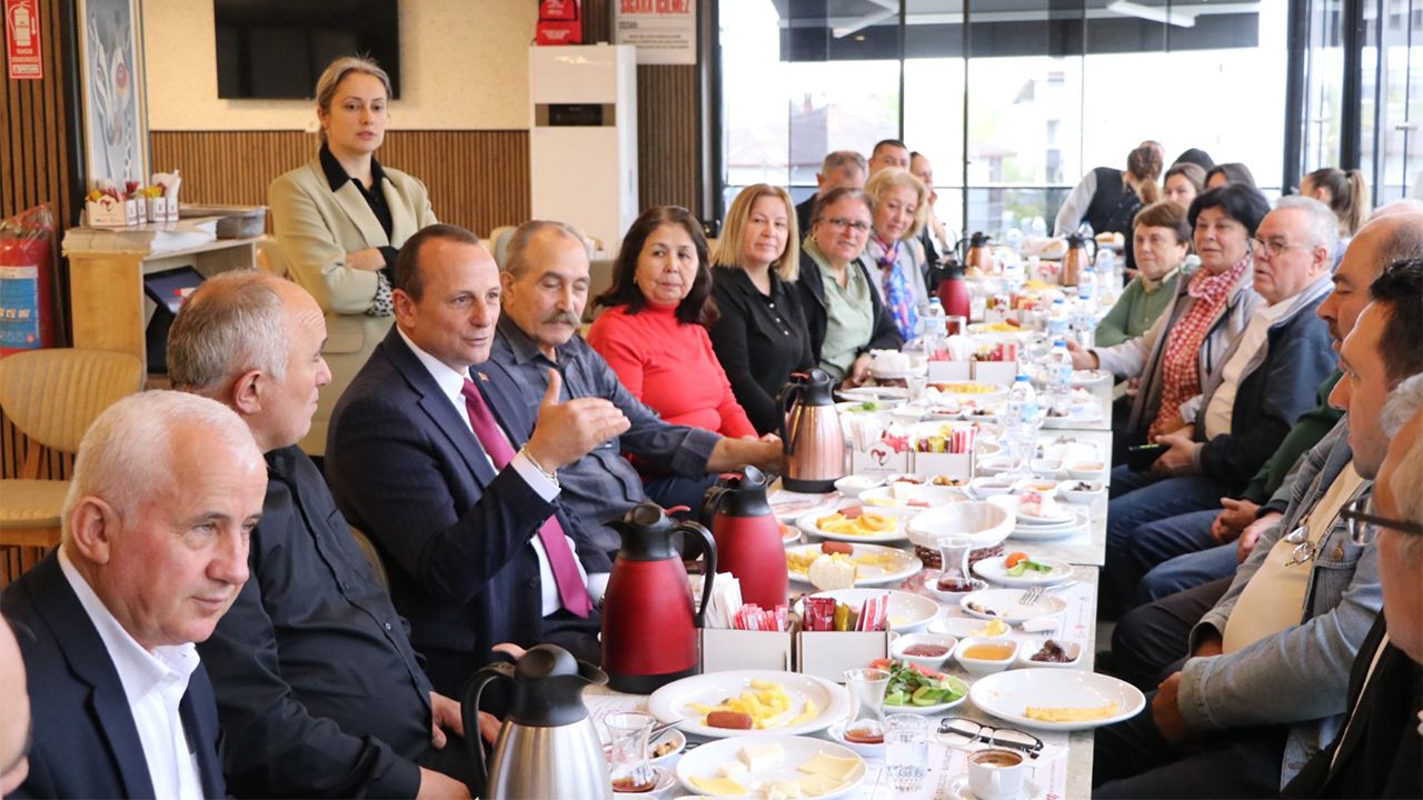 Başkan Yele, Bakan Yardımcısı Memiş’le Bir Araya Geldi (1)