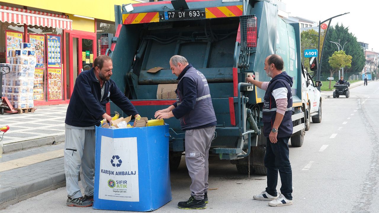 Çiftlikköy’de Geri Dönüşüm Kapıdan Başlıyor (3)