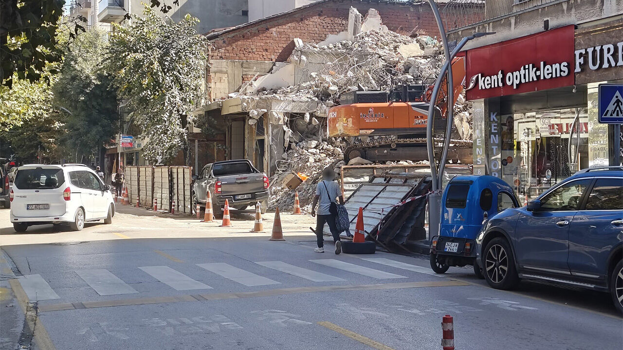 İstanbul Caddesi Hanibal Sokak’ta Kentsel Dönüşüm Mağduriyeti (3)