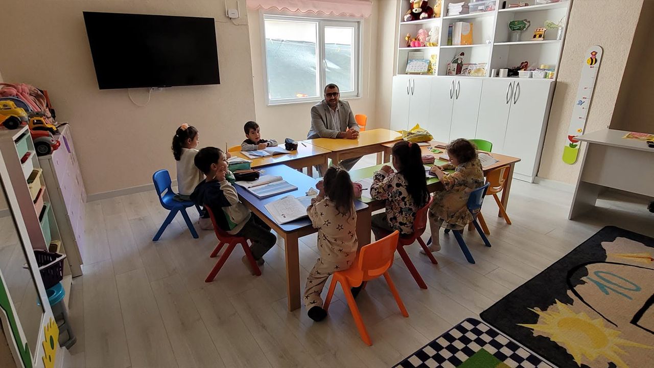Termal Müftüsü Enes Yılmaz’dan Minik Öğrencilere Ziyaret (2)