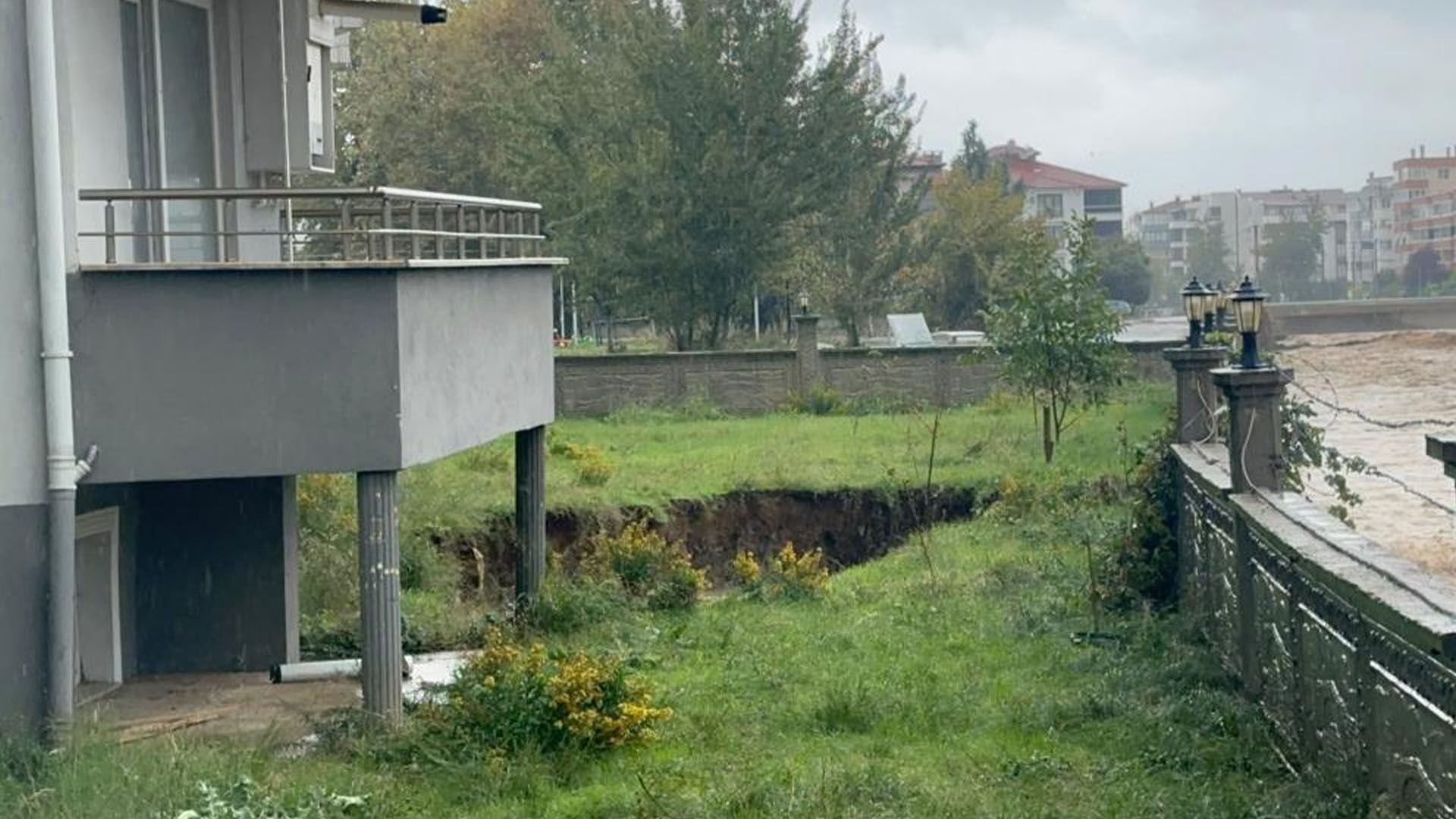 Tesvikiyede Bina Tahliye Edildi (1)