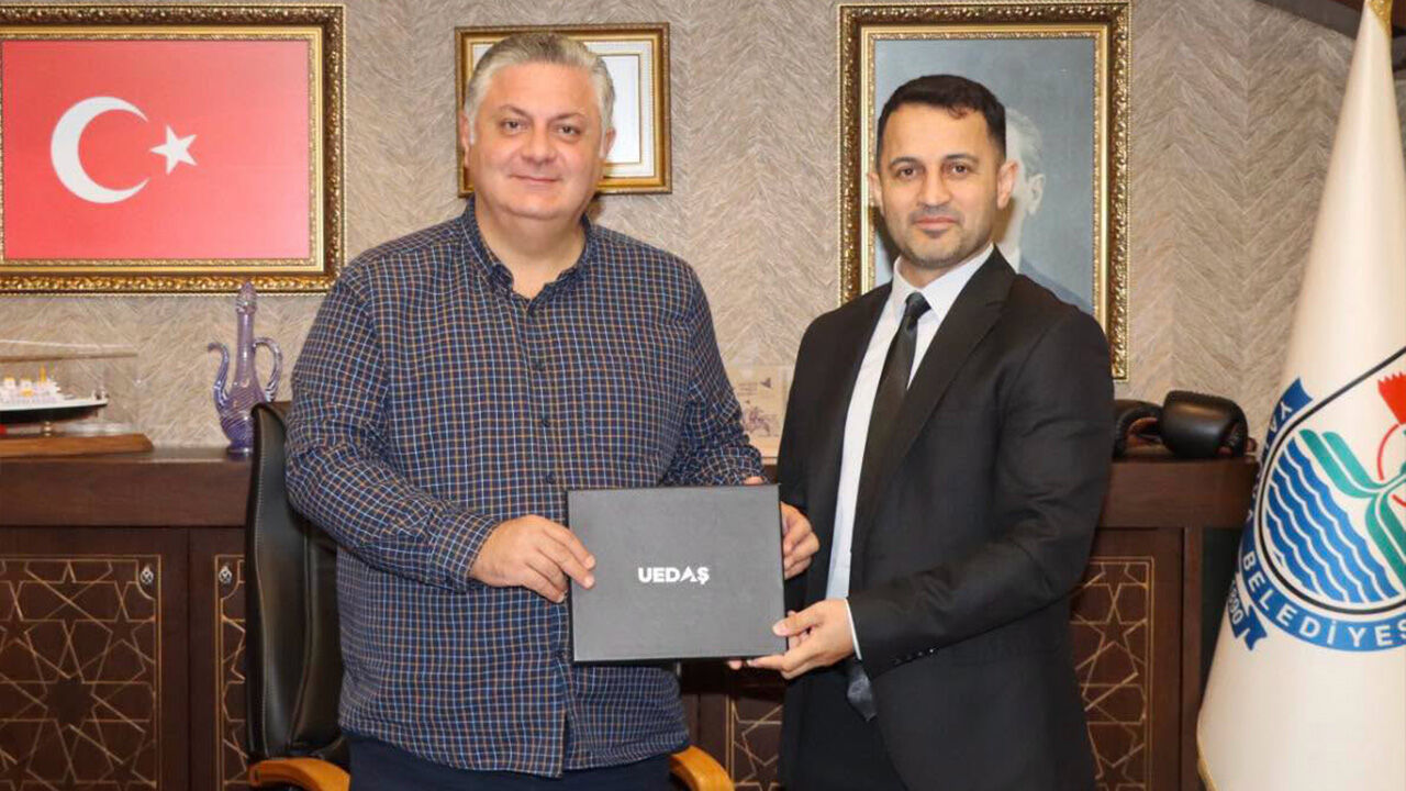 Uedaş Bölge Müdürü Akkaya Ve Muhtar Çetin’den Mehmet Gürel’e Ziyaret (2)