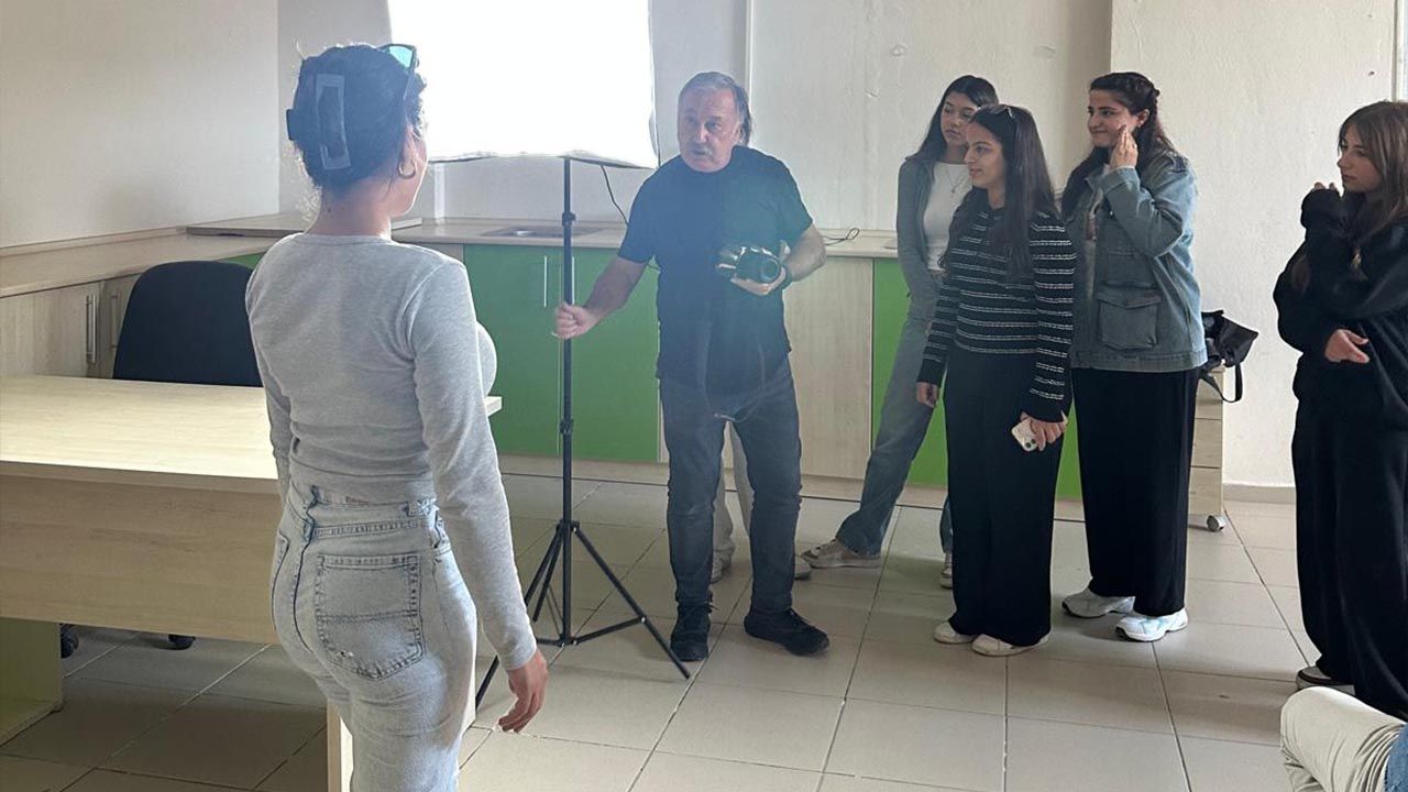 Çınaraltı Yerel Eylem Grubu Derneği’nden Turizmin Tanıtımına Katkı Sağlayacak Fotoğrafçılık Eğitimi (15)