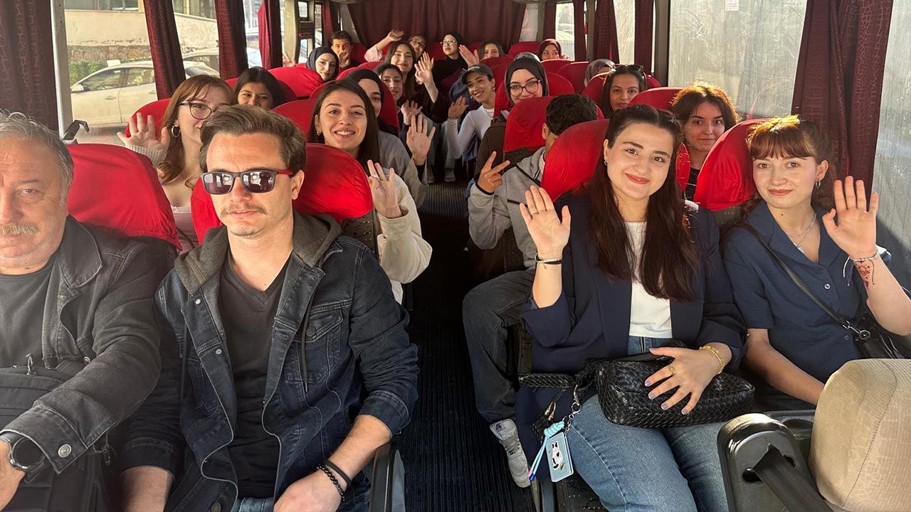 Çınaraltı Yerel Eylem Grubu Derneği’nden Turizmin Tanıtımına Katkı Sağlayacak Fotoğrafçılık Eğitimi (9)