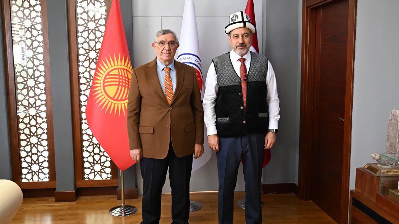 Yalova Üniversitesi Rektör Yardımcısı Prof. Dr. Cahit Külekçi’den Kırgızistan Türkiye Manas Üniversitesine İş Birliği Ziyareti (1)