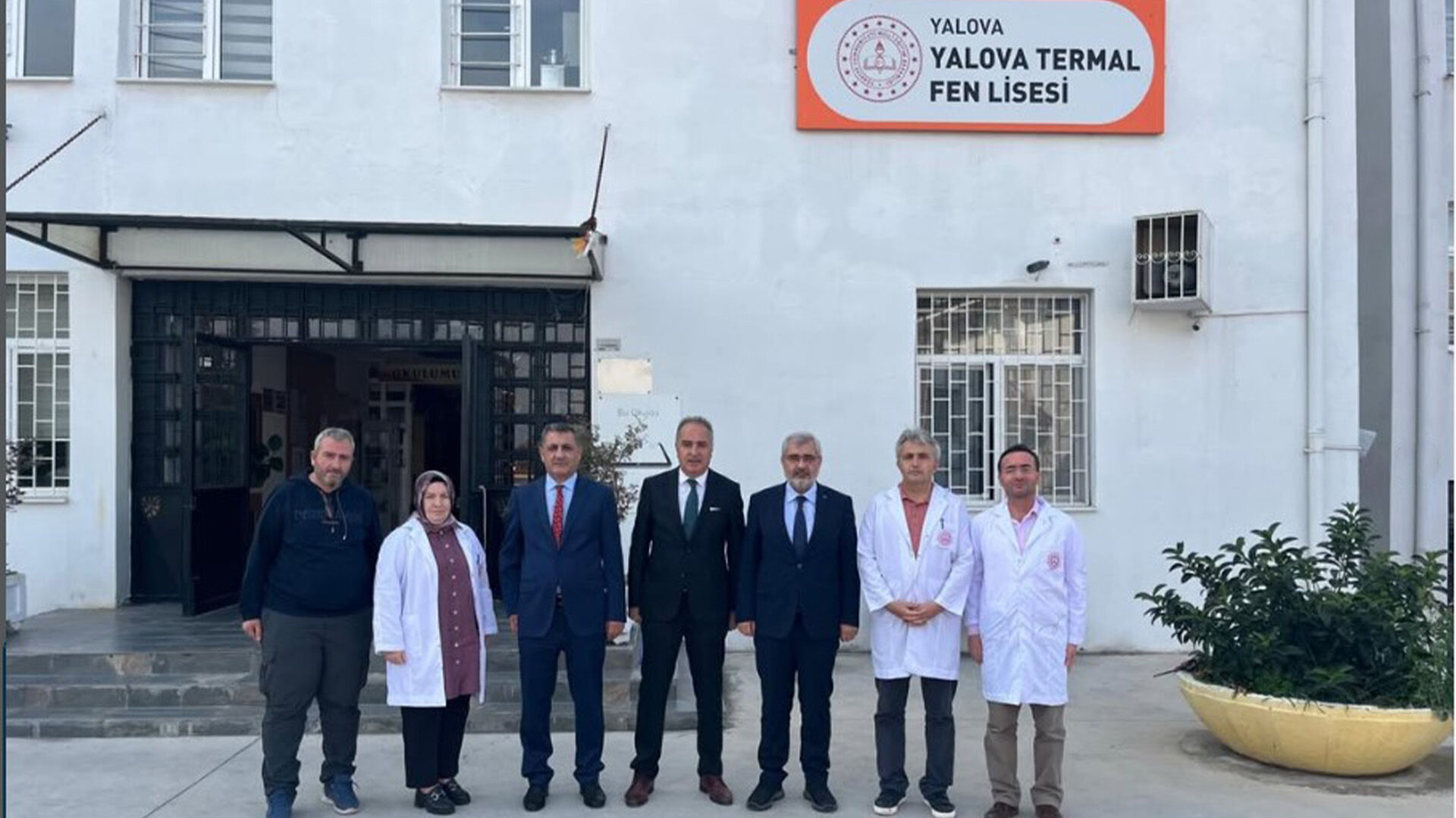 Yalovada Iki Okula Ziyaret (2)