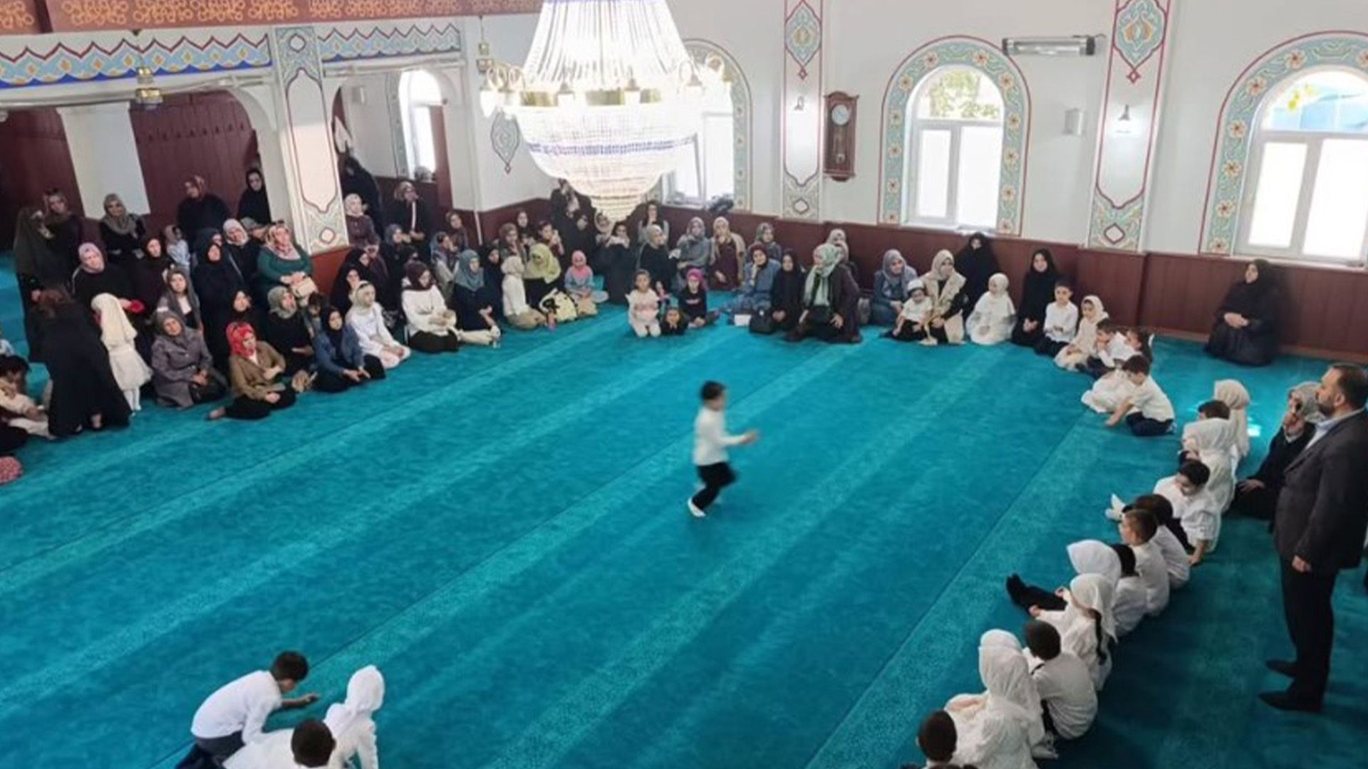 Yalova’da Minik Öğrenciler İçin Bed-i Besmele Töreni Düzenlendi