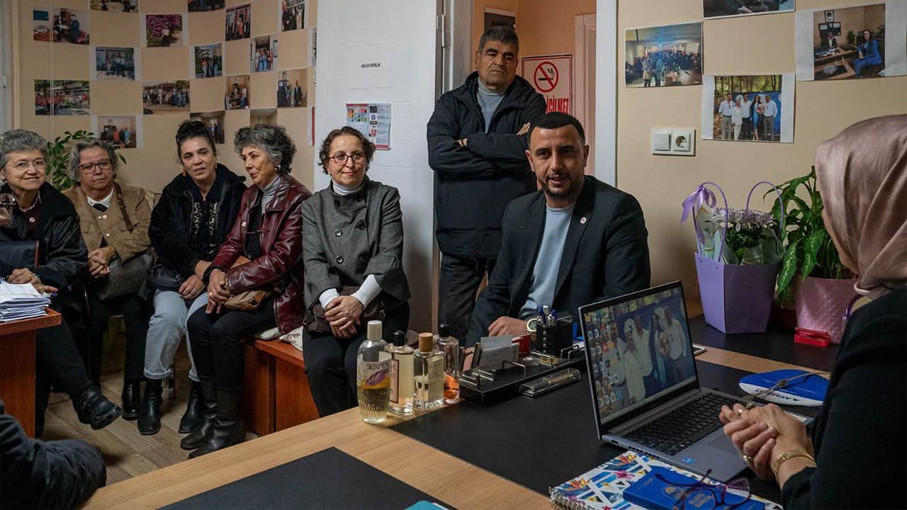 Yeni Parti Çiftlikköy’den Muhtar Ayten Kılıç’a Ziyaret (1)
