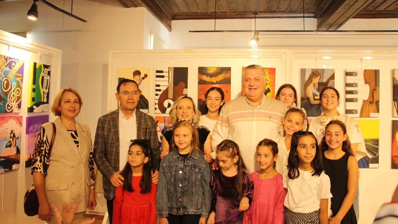 Yürüyen Köşk’ün Farklı Halleri Sanatseverlerden Yoğun İlgi Gördü (4)