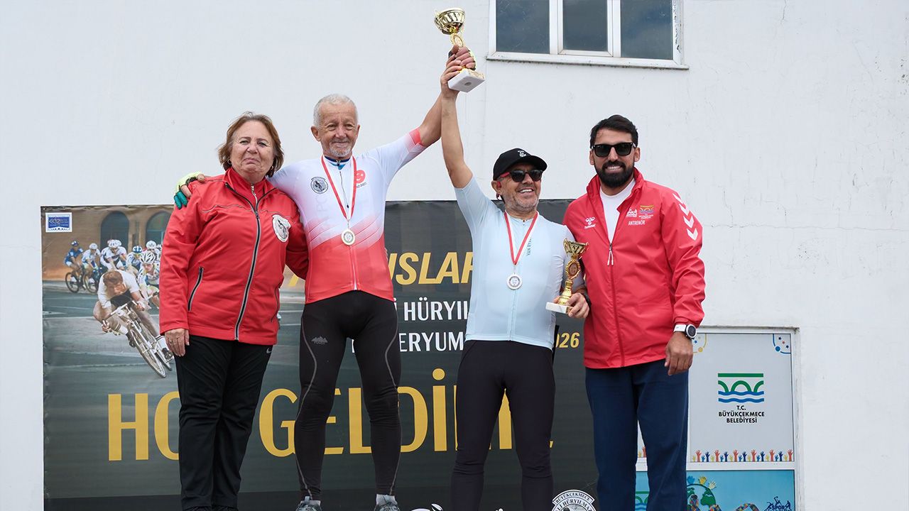 Yabi̇s’liler Büyükçekmece Kürsüye Ambargo Koydu (4)