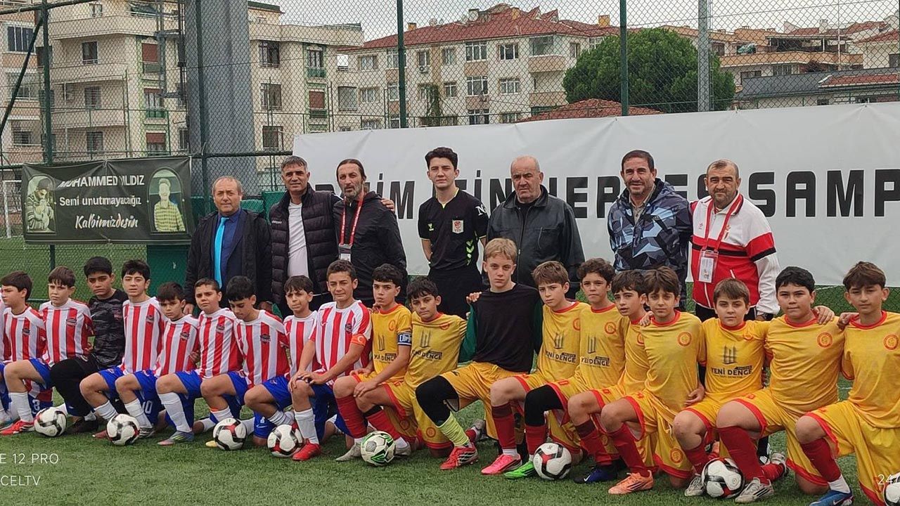 Yalova Askf'den U12 Takımlarına Top Desteği (1)