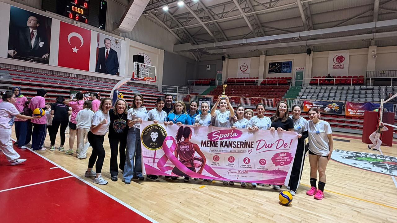 Yalova Voleybol Spor Kulübü Meme Kanseri Farkındalığına Anlamlı Katkı (3)