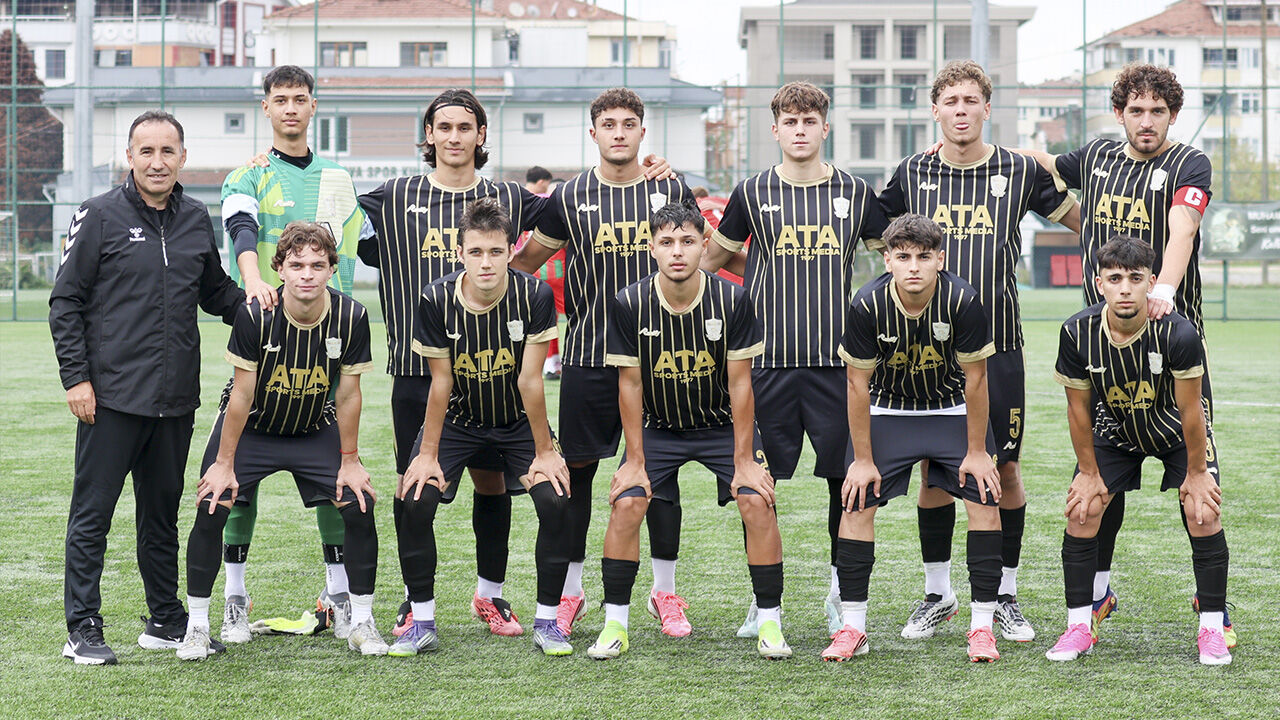 Yalovaspor Evinde, Yalova Fk Deplasmanda (1)